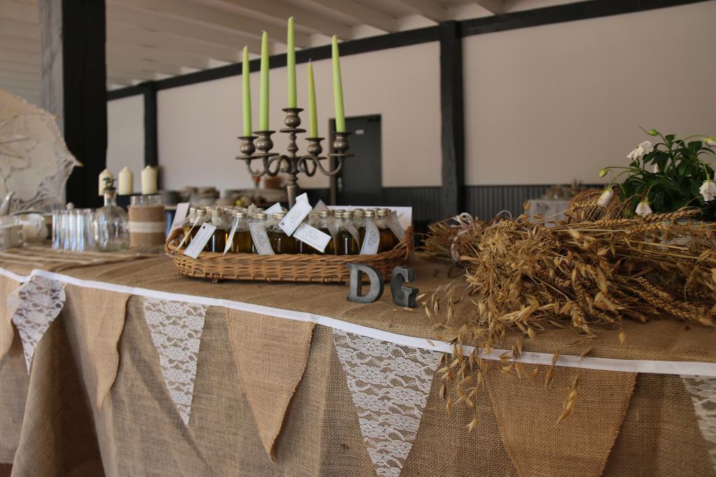 Chalet De La Heronniere Chef-Boutonne ภายนอก รูปภาพ